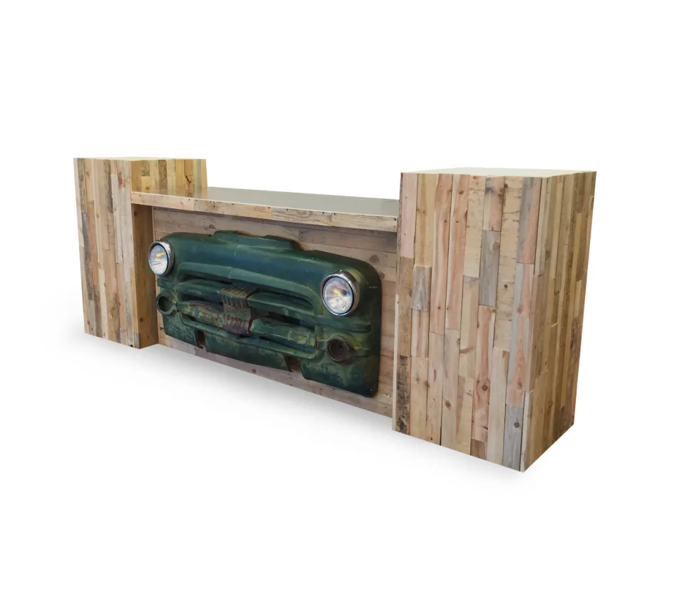 Vintage Car Front Wooden Bar